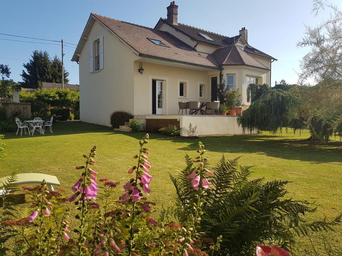 La Montignonne Apartment Montigny-sur-Loing Exterior photo